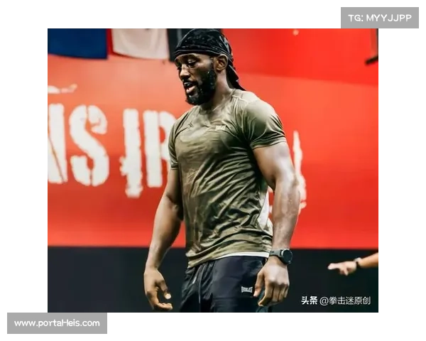 克劳福德体格照片引发拳迷热议被赞如175磅拳手展现惊人实力 克劳福德体格照片引发拳迷热议被赞如175磅拳手展现惊人实力