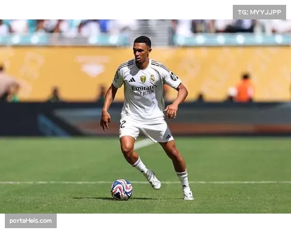 阿诺德社媒坦言伤病心碎，皇马后卫承诺以更强状态回归